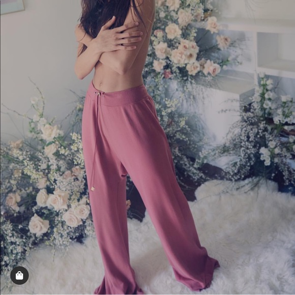 Selkie pillow Trouser Pants - Picture 1 of 3